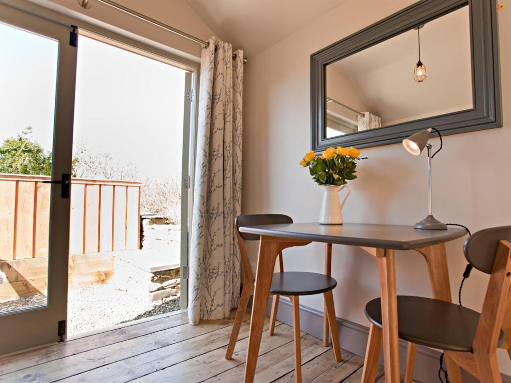Bed and Breakfast Grove Park Newport  Zimmer foto